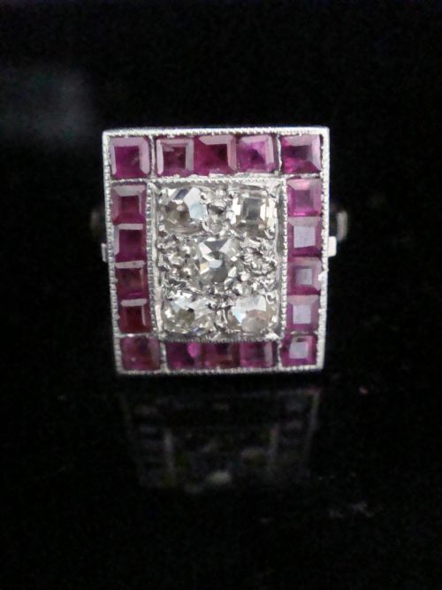 ART DECO 18CT NATURAL RUBY AND DIAMOND CHECKERBOARD CLUSTER RING - ADDITIONAL PHOTO 1
