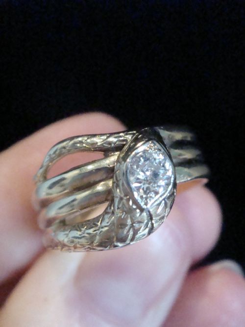 EDWARDIAN ANTIQUE OLD CUT DIAMOND SNAKE RING SET IN YELLOW GOLD - ADDITIONAL PHOTO 1