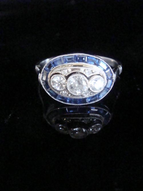 ART DECO 1920S 18CT WHITE GOLD SAPPHIRE AND DIAMOND RING - ADDITIONAL PHOTO 4