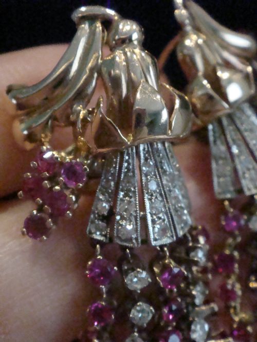 FRENCH EDWARDIAN 18CT ROSE GOLD RUBY AND DIAMOND CHANDELIER EARRINGS - ADDITIONAL PHOTO 2