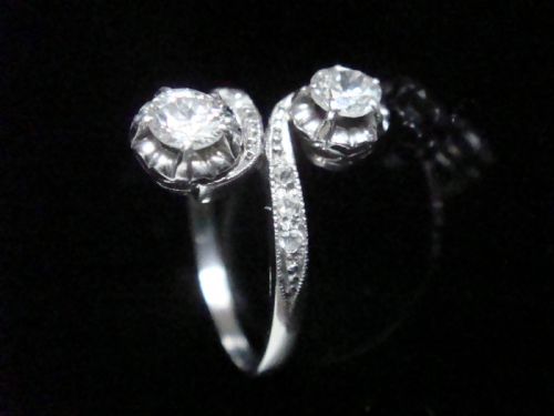 EDWARDIAN 18CT WHITE GOLD OLD CUT DIAMOND TOI ET MOI 040CT - ADDITIONAL PHOTO 2