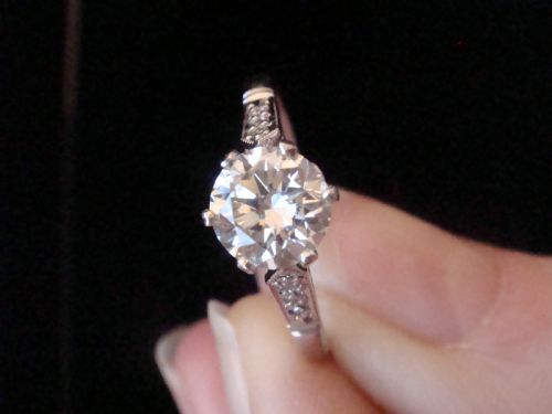 EDWARDIAN 18CT WHITE GOLD AND PLATINUM 083CT DIAMOND SOLITAIRE ENGAGEMENT RING - ADDITIONAL PHOTO 2