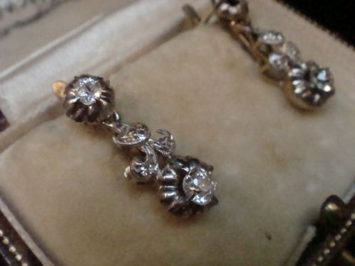 EDWARDIAN FRENCH 18CT YELLOW GOLD RING OLD CUT DIAMOND DROP EARRINGS - ADDITIONAL PHOTO 4