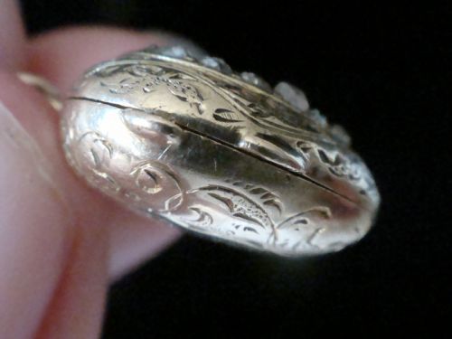 FRENCH EDWARDIAN 18CT NATURAL SAPPHIRE 1CT AND DIAMOND LOCKET - ADDITIONAL PHOTO 1