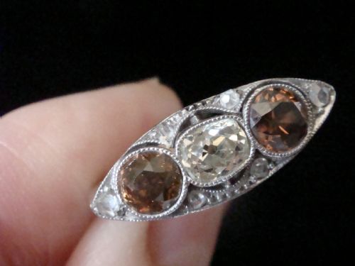 ART DECO EDWARDIAN PLATINUM NATURAL BROWN AND WHITE DIAMOND 110CT RING - ADDITIONAL PHOTO 1