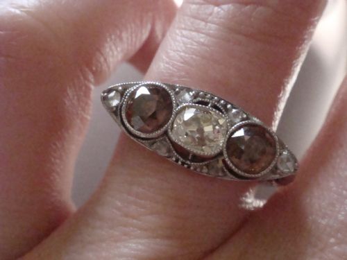 ART DECO EDWARDIAN PLATINUM NATURAL BROWN AND WHITE DIAMOND 110CT RING - ADDITIONAL PHOTO 4