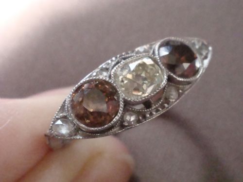 ART DECO EDWARDIAN PLATINUM NATURAL BROWN AND WHITE DIAMOND 110CT RING - ADDITIONAL PHOTO 7