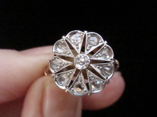 FRENCH EDWARDIAN 18CT YELLOW GOLD NATURAL OLD CUT DIAMOND CLUSTER RING - ADDITIONAL PHOTO 5