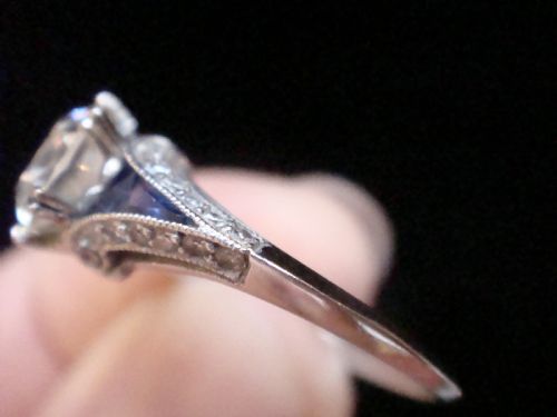 FRENCH ART DECO PLATINUM 180CT TRANSITIONAL CUT DIAMOND SAPPHIRE SOLITAIRE RING - ADDITIONAL PHOTO 3