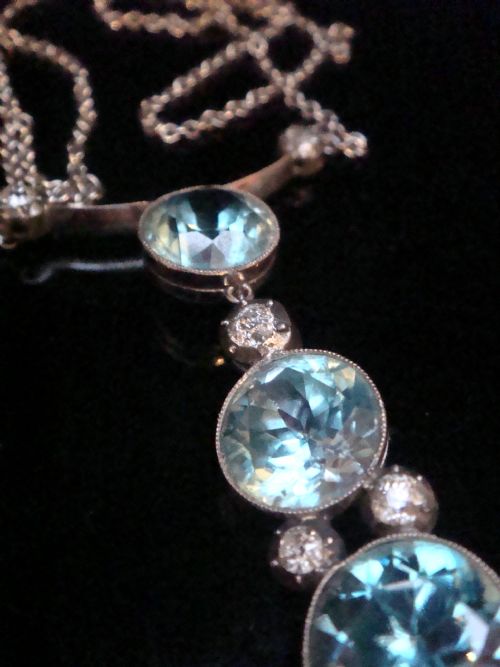 EDWARDIAN 9CT WHITE GOLD LARGE NATURAL BLUE ZIRCON DIAMOND NECKLACE - ADDITIONAL PHOTO 1