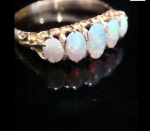 EDWARDIAN 18CT YELLOW GOLD NATURAL SOLID OPAL 5 STONE RING - ADDITIONAL PHOTO 1