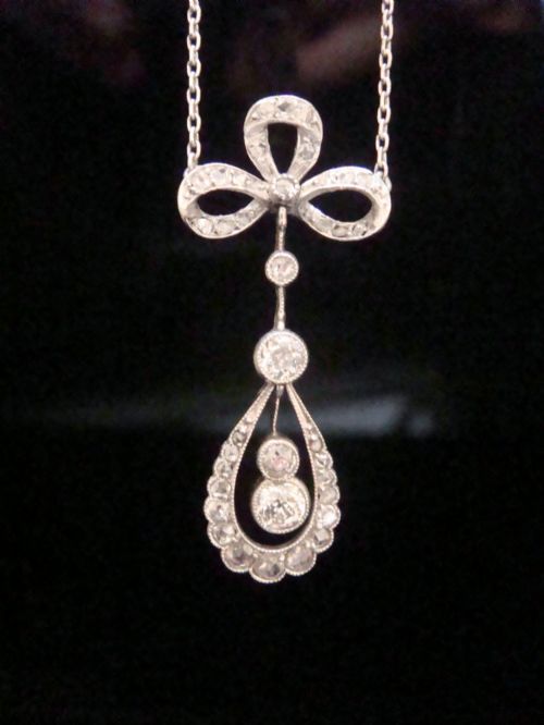EDWARDIAN 18CT WHITE GOLD DIAMOND BOW NECKLACE - ADDITIONAL PHOTO 3