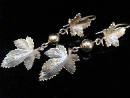 Edwardian 9ct Yellow Gold Large  Leaf Drop Earrings 5g