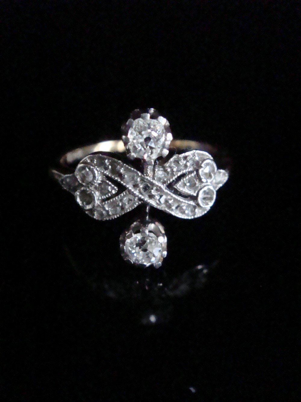 Edwardian 18ct yellow gold platinum old cut toi et moi rose cut diamond ring