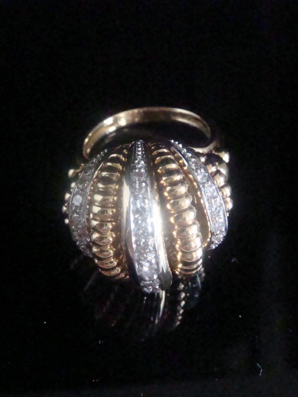 RETRO 1950s 18CT PLATINUM DIAMOND BOMBE SET COCKTAIL DESIGNER RING 15.1g View III