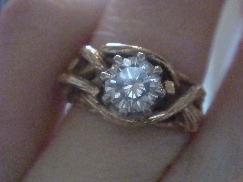 Vintage Retro 18ct yellow gold diamond solitaire 0.60ct with bamboo shank design View VII