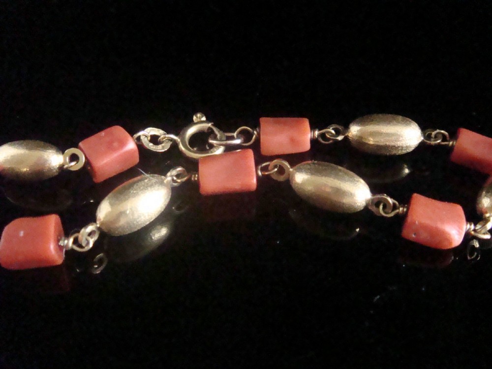 Retro 1960s 18ct yellow gold natural coral bracelet