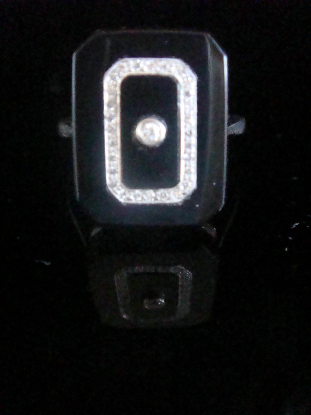 ART DECO 18CT ONYX AND DIAMOND PLAQUE RING- SUCH FAB STYLE! View III