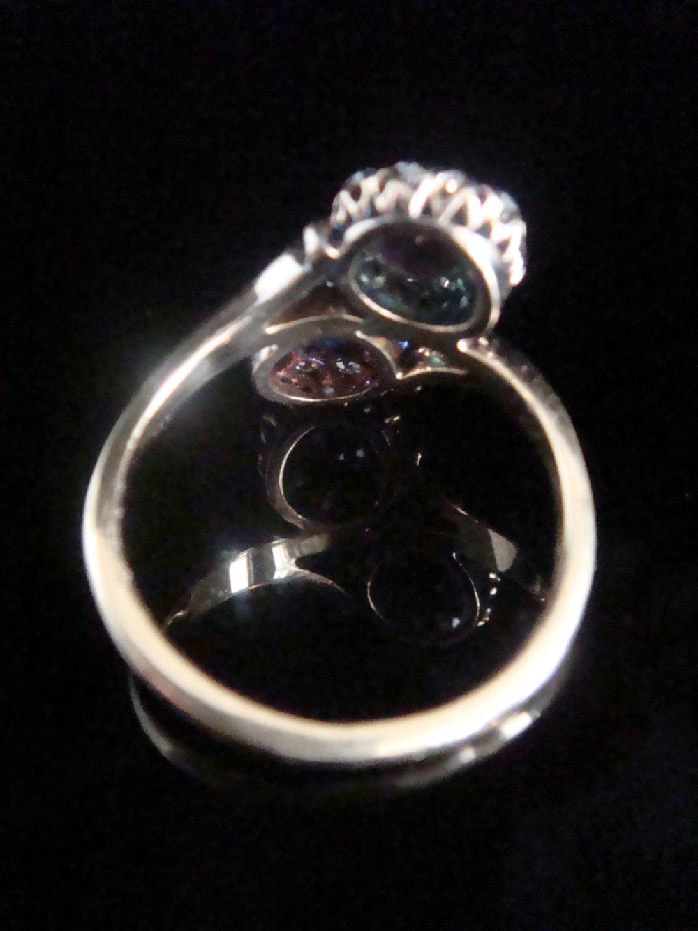 EDWARDIAN 18CT YELLOW GOLD SAPPHIRE RUBY OLD CUT DIAMOND TOI ET MOI CLUSTER RING View II