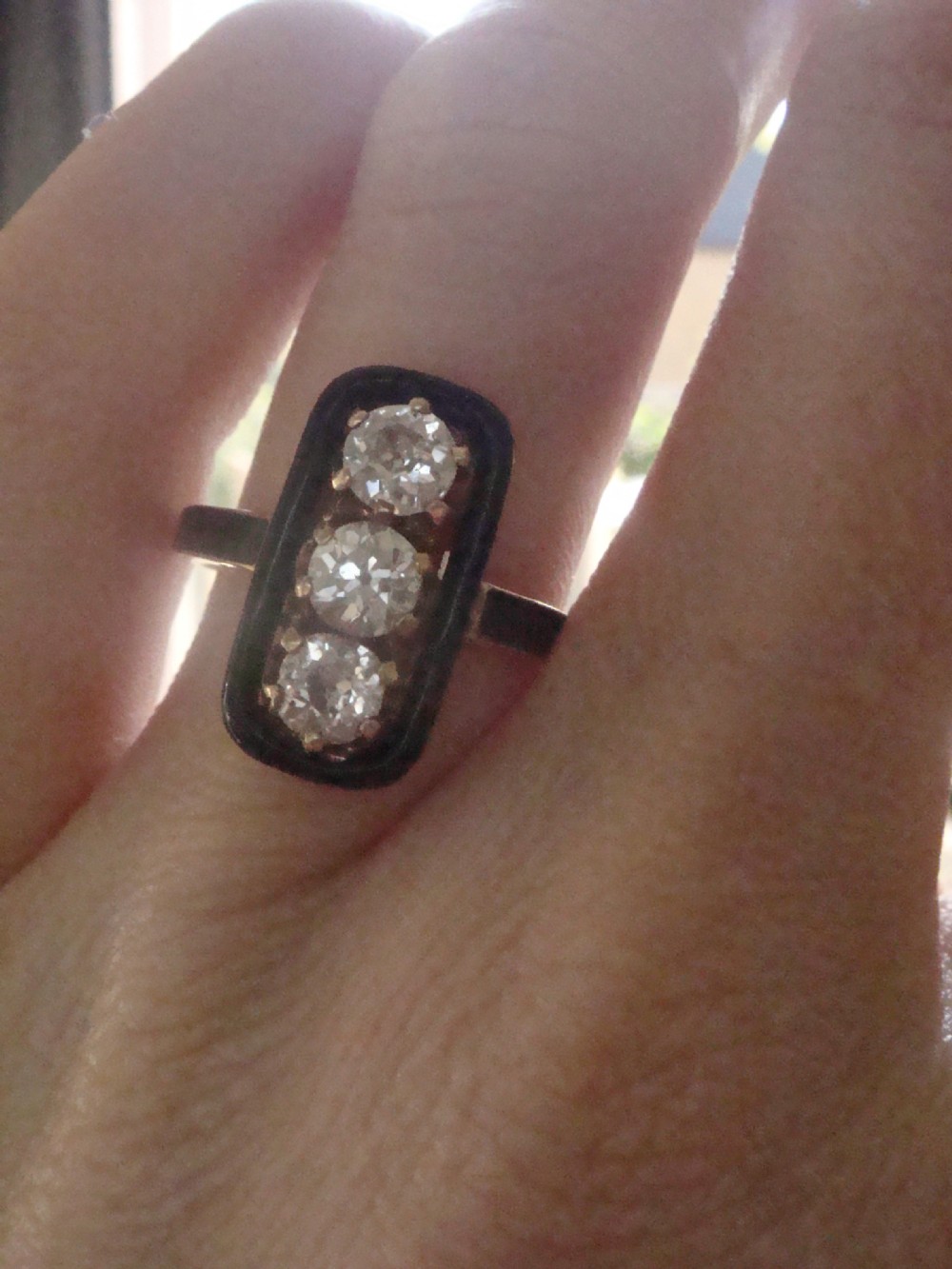 VICTORIAN 18CT YELLOW GOLD OLD CUT DIAMOND 1.20CT 3 STONE BLACK ENAMEL RING View IV