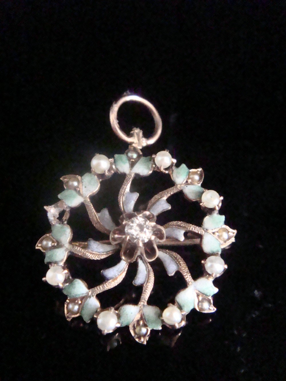 EDWARDIAN 9CT ENAMEL FLOWER WITH CULTURED PEARL DIAMOND NECKLACE & BROOCH