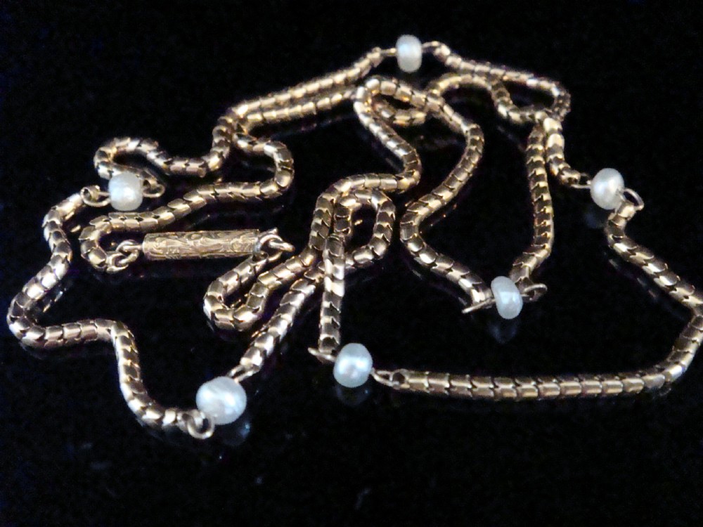 VICTORIAN 9CT YELLOW GOLD SNAKE CHAIN NATURAL PEARL CHAIN 18