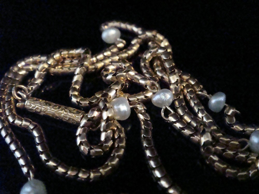VICTORIAN 9CT YELLOW GOLD SNAKE CHAIN NATURAL PEARL CHAIN 18