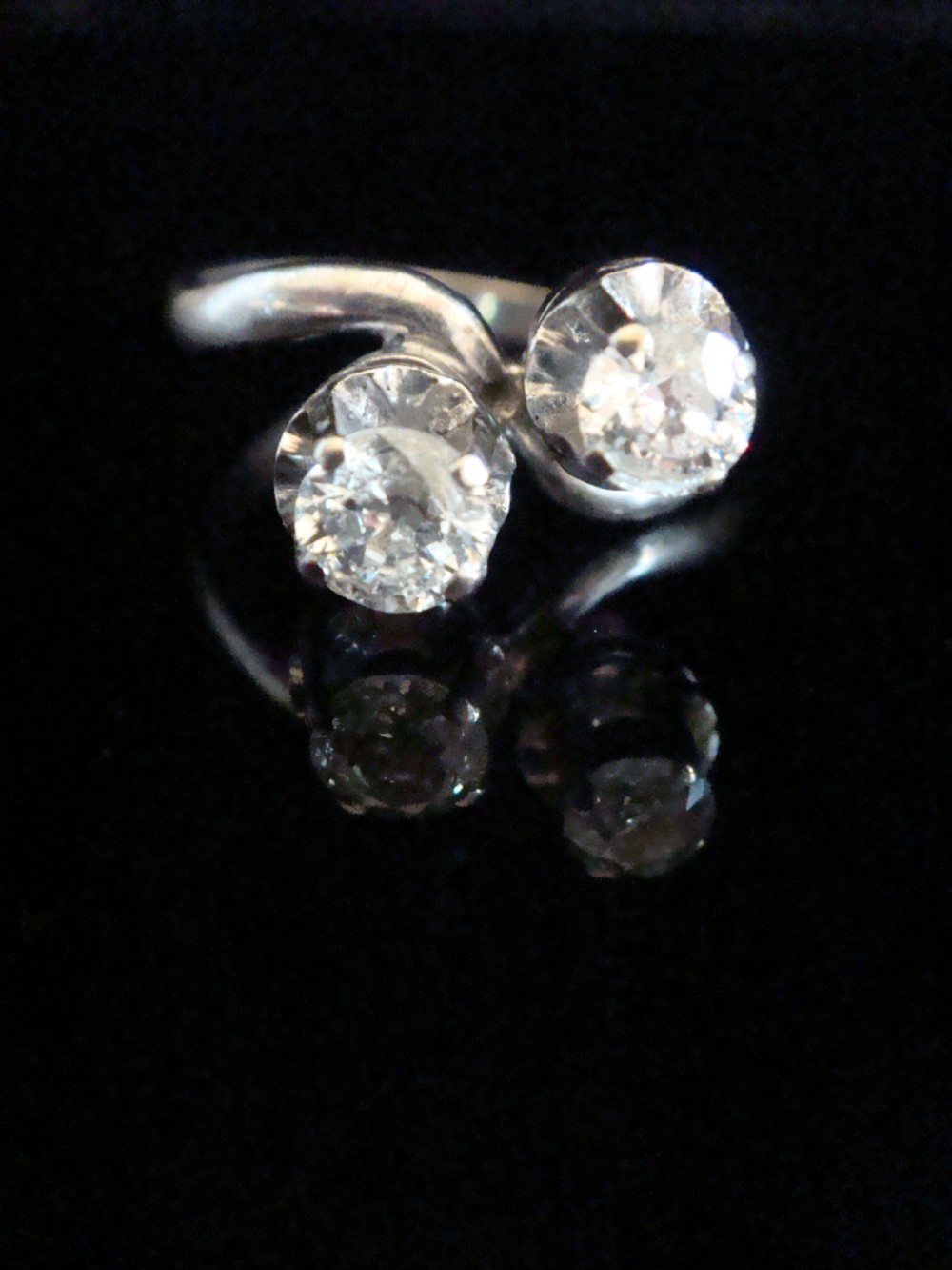 EDWARDIAN 18CT WHITE GOLD TRANSITIONAL CUT TWO STONE DIAMOND 0.75CT TOI ET MOI