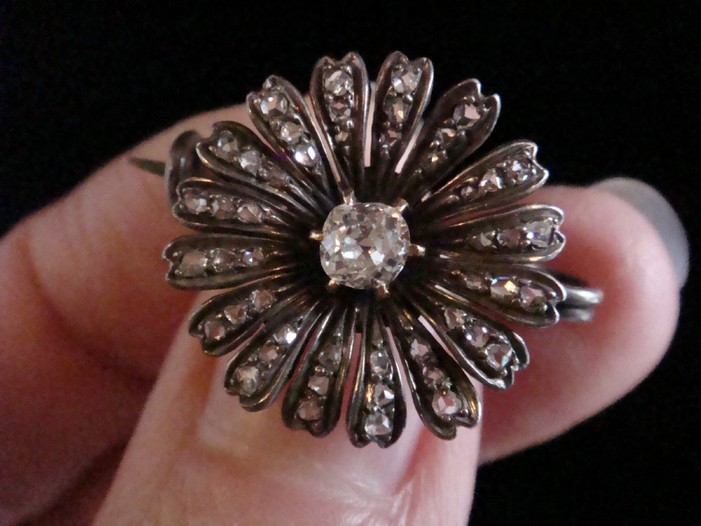 EDWARDIAN SILVER OLD CUT AND  ROSE CUT DIAMOND DIAMOND 0.75CT FLOWER BROOCH View V