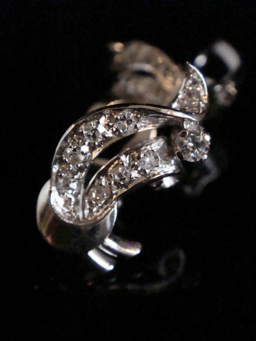 ART DECO 1920S 18CT WHITE GOLD OLD CUT CUT DIAMOND FAN CLIP EARRINGS  View II
