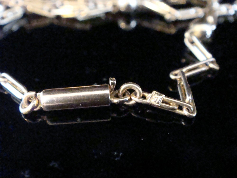 EDWARDIAN 15CT ORNATE CHAIN MARKED 15CT 16.5 INCHES 6.1g View II