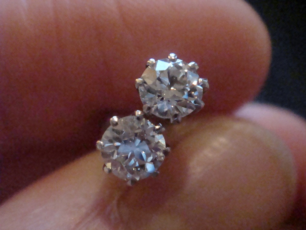 STUNNING 18CT WHITE GOLD OLD CUT DIAMOND CLAW SET 0.70CT STUD EARRINGS