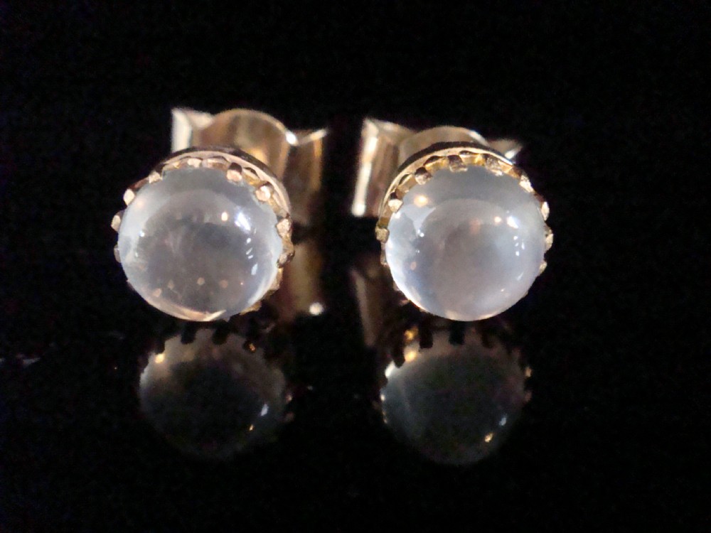 EDWARDIAN 9CT YELLOW GOLD MOONSTONE STUD EARRINGS FINE QUALITY 2.4g
