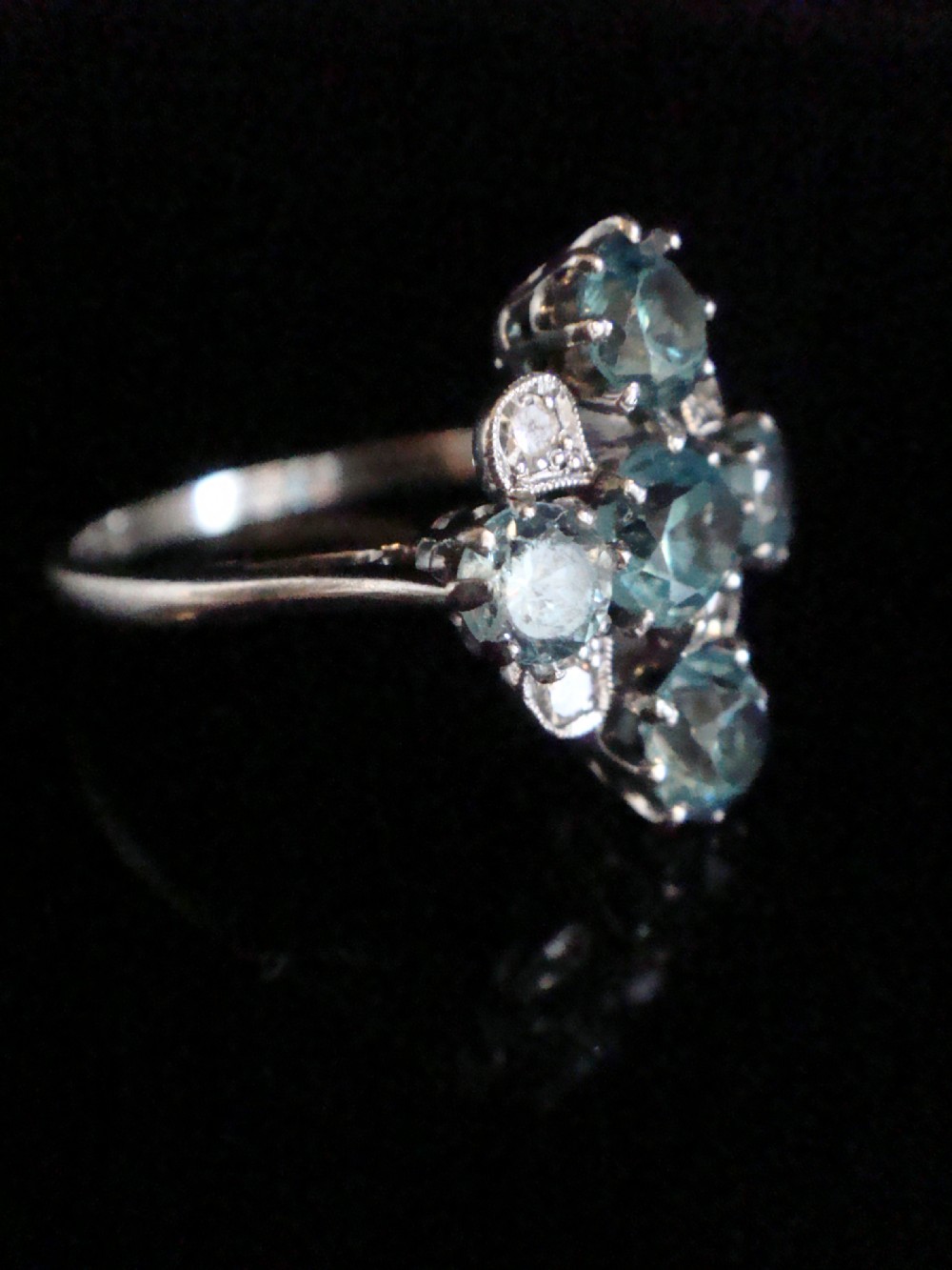 EDWARDIAN PLATINUM LARGE NATURAL BLUE ZIRCON 1.75CT DIAMOND RING View II