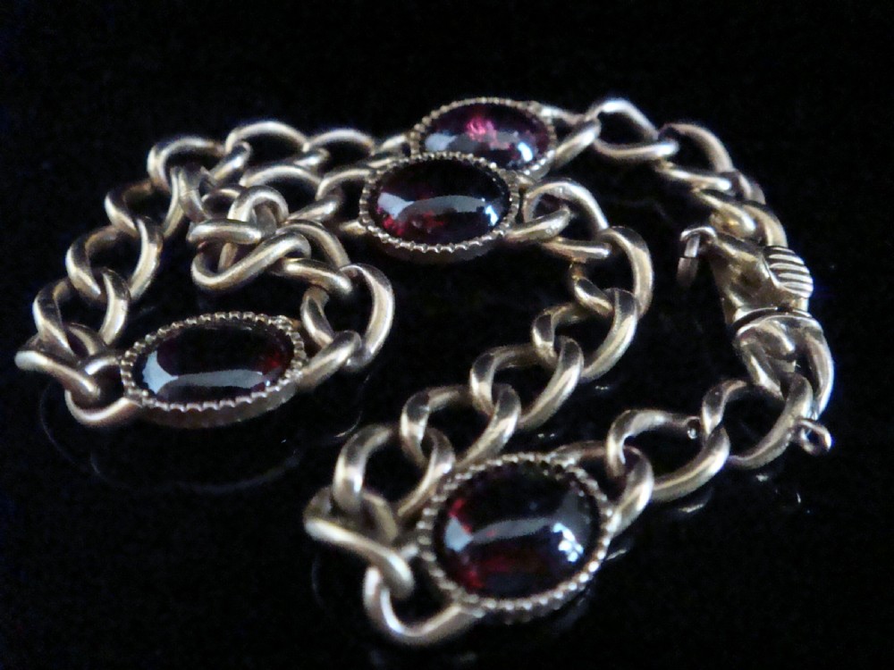 EDWARDIAN 14CT CABOCHON GARNET CURB BRACELET 6.5G View II