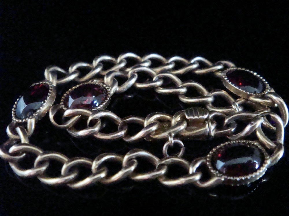 EDWARDIAN 14CT CABOCHON GARNET CURB BRACELET 6.5G View III