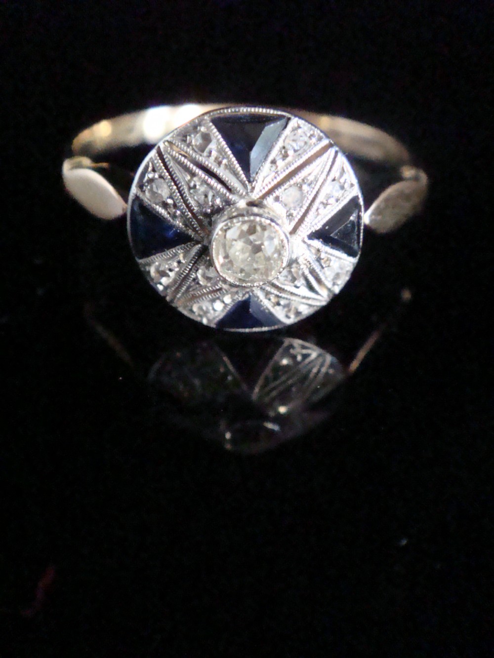 Art Deco 18ct 18k yellow gold Platinum sapphire and old cut diamond ring