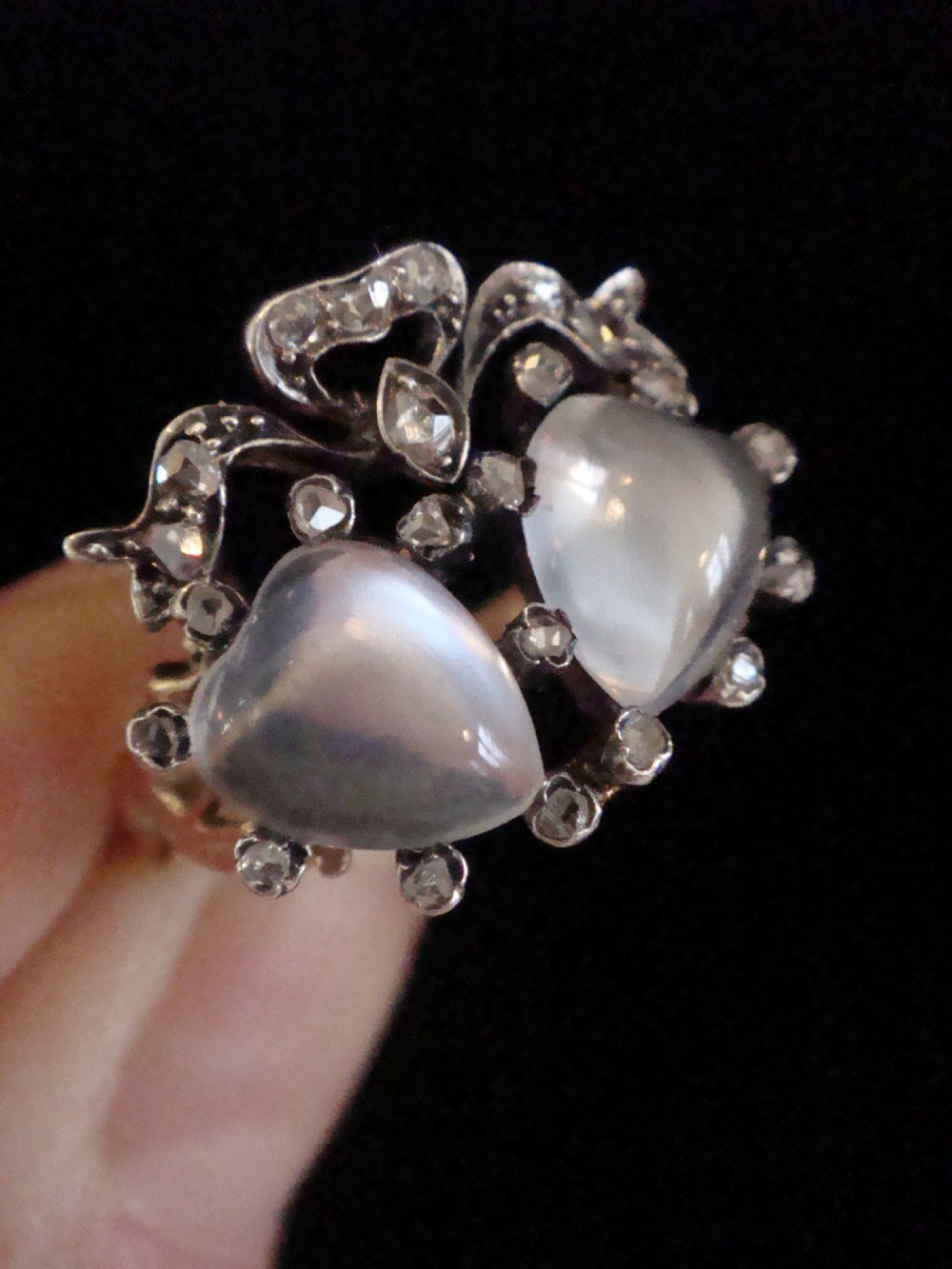 VICTORIAN 18CT SILVER DOUBLE MOONSTONE SWEETHEART BOW OLD CUT DIAMOND RING View IV