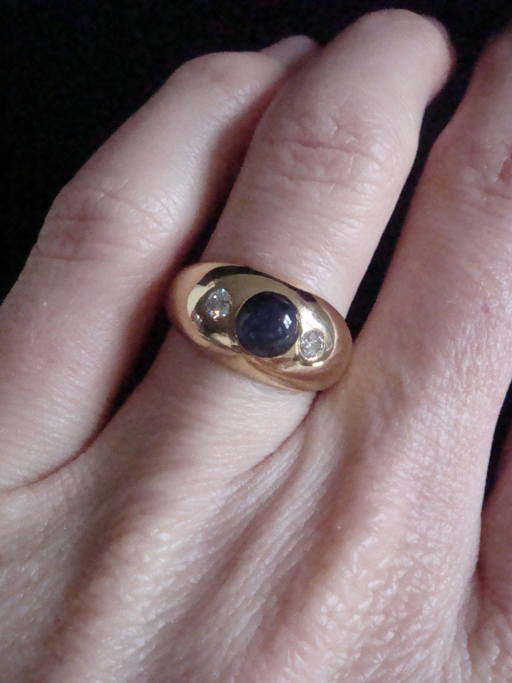 FRENCH 18CT YELLOW GOLD NATURAL CABOCHON SAPPHIRE DIAMOND 3 STONE GYPSY RING View V