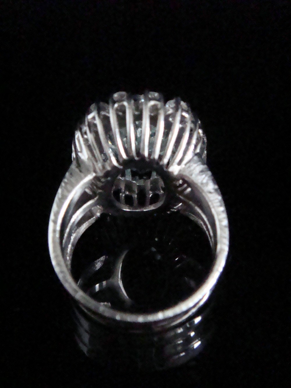 14CT 1940s VINTAGE WHITE GOLD NATURAL AQUAMARINE 6CT & DIAMOND 1.12CT RING View V
