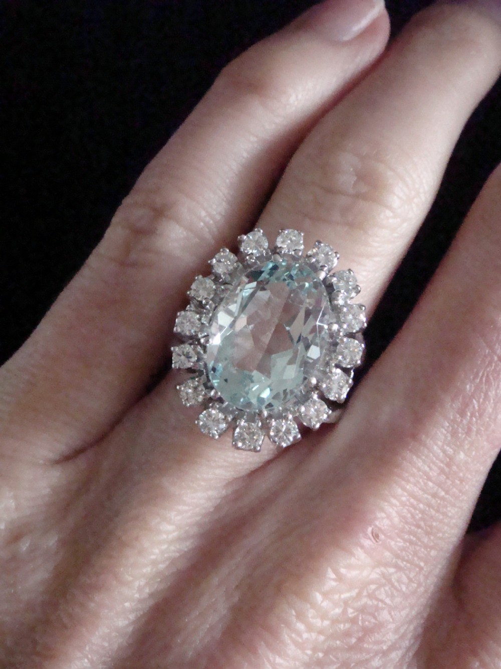 14CT 1940s VINTAGE WHITE GOLD NATURAL AQUAMARINE 6CT & DIAMOND 1.12CT RING View VI