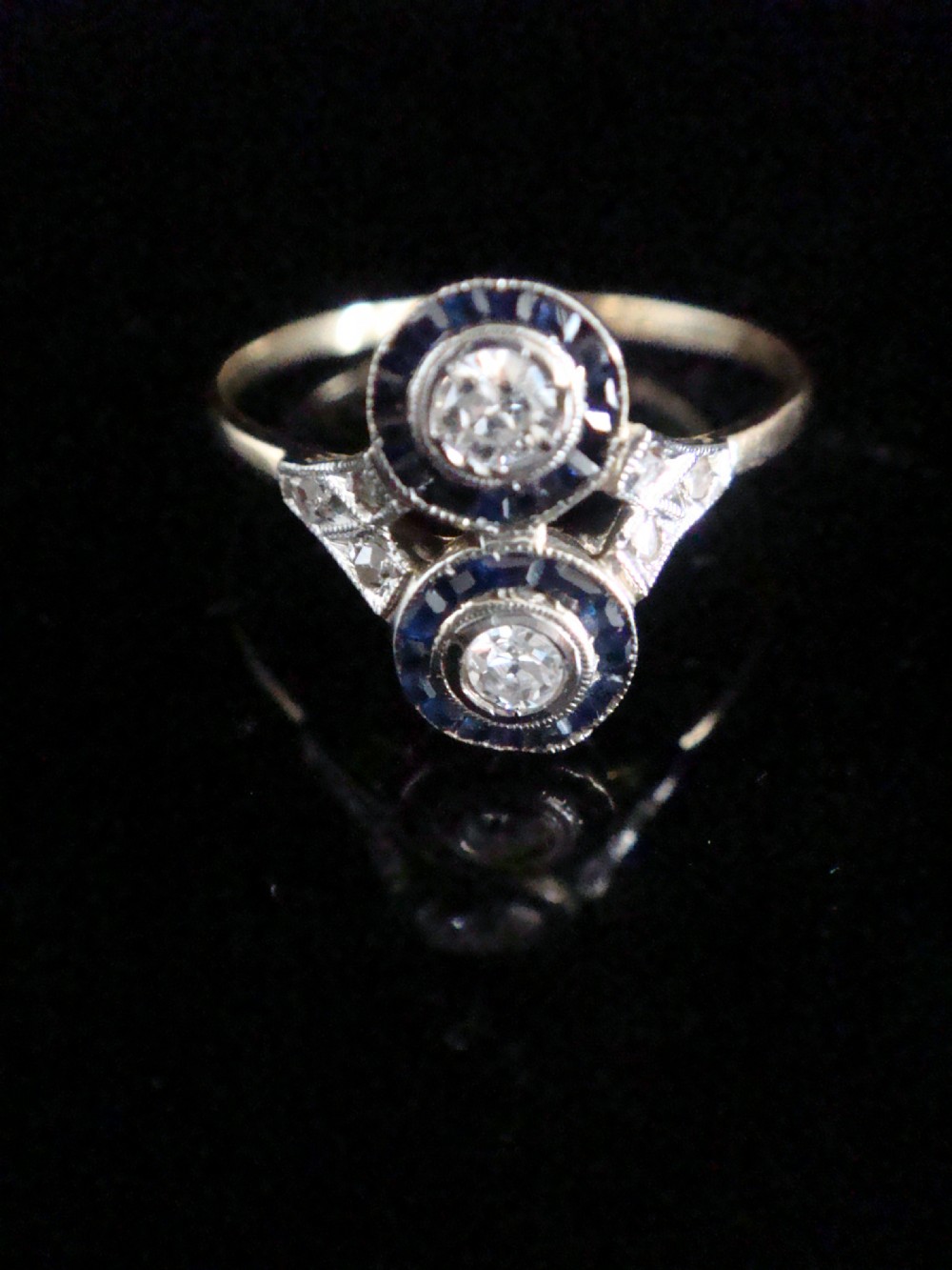 EDWARDIAN 18CT PLATINUM NATURAL CALIBRE CUT SAPPHIRE DIAMOND TOI ET MOI RING