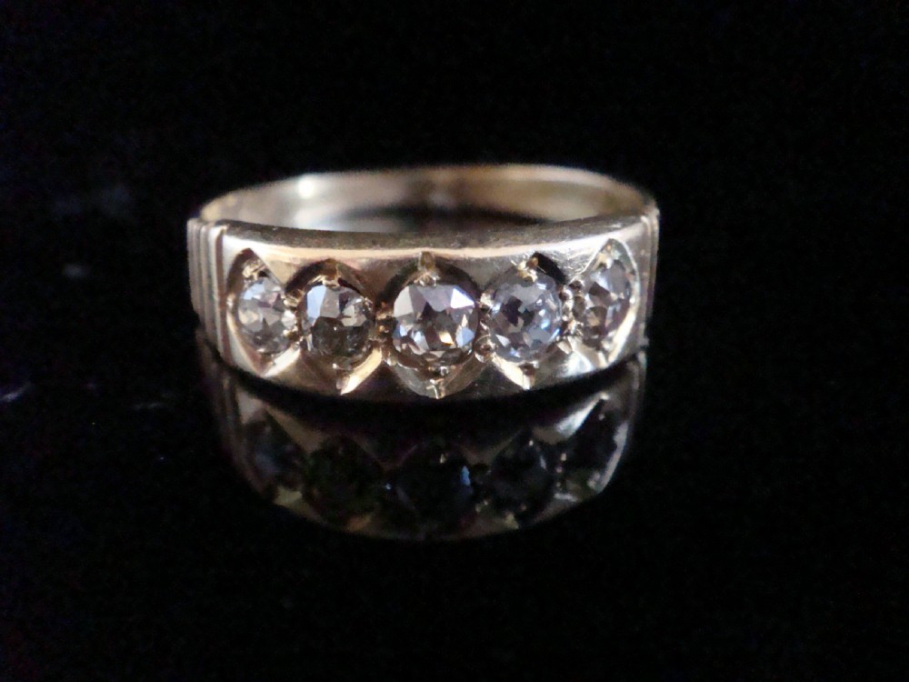 VICTORIAN 18CT YELLOW GOLD OLD CUT DIAMOND THICK GYPSY 5 STONE RING View II