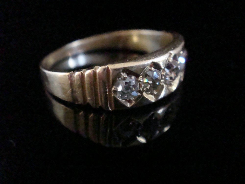 VICTORIAN 18CT YELLOW GOLD OLD CUT DIAMOND THICK GYPSY 5 STONE RING View III