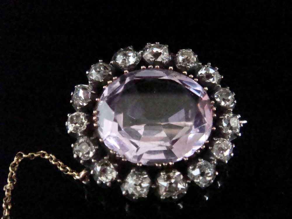LATE GEORGIAN EARLY VICTORIAN 18CT AMETHYST DIAMOND CLUSTER BROOCH View II
