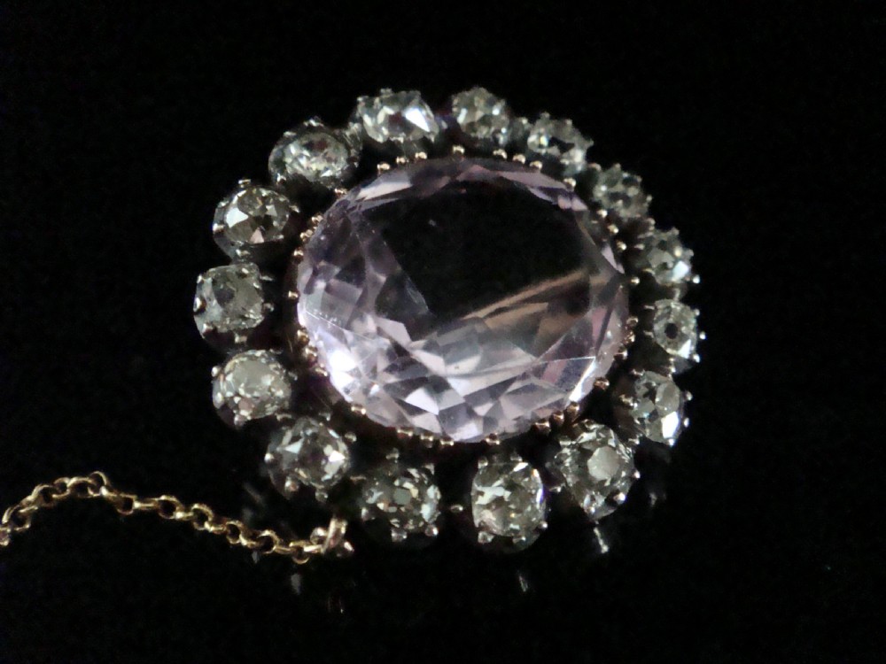 LATE GEORGIAN EARLY VICTORIAN 18CT AMETHYST DIAMOND CLUSTER BROOCH View III