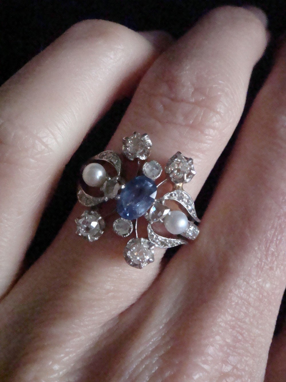 EDWARDIAN FRENCH 18CT YELLOW GOLD PLATINUM CEYLON SAPPHIRE DIAMOND PEARL RING View V
