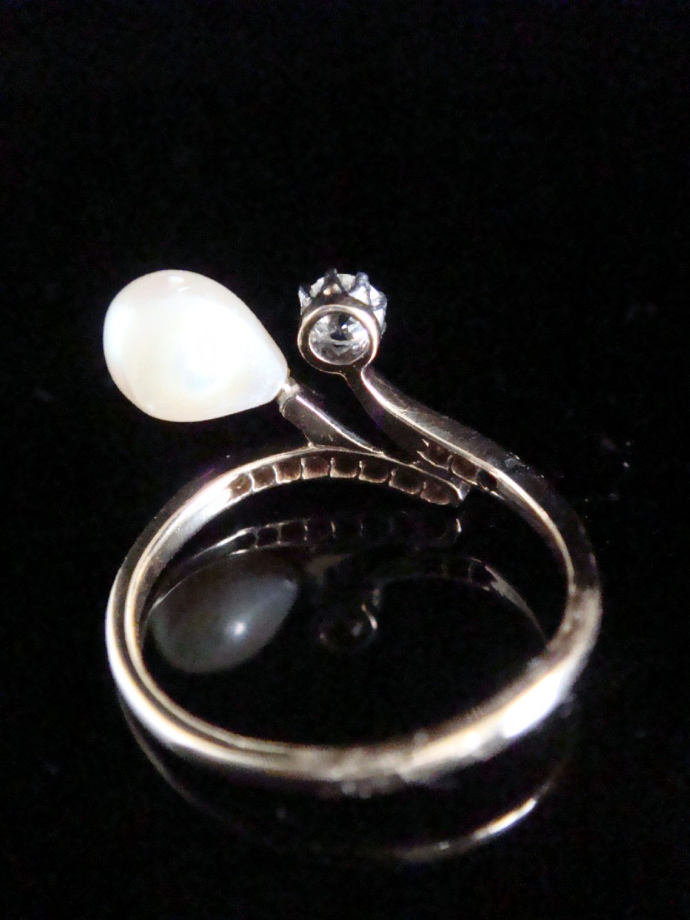 EDWARDIAN FRENCH 18CT YELLOW GOLD PEARL (POSS NATURAL) AND DIAMOND RING View III