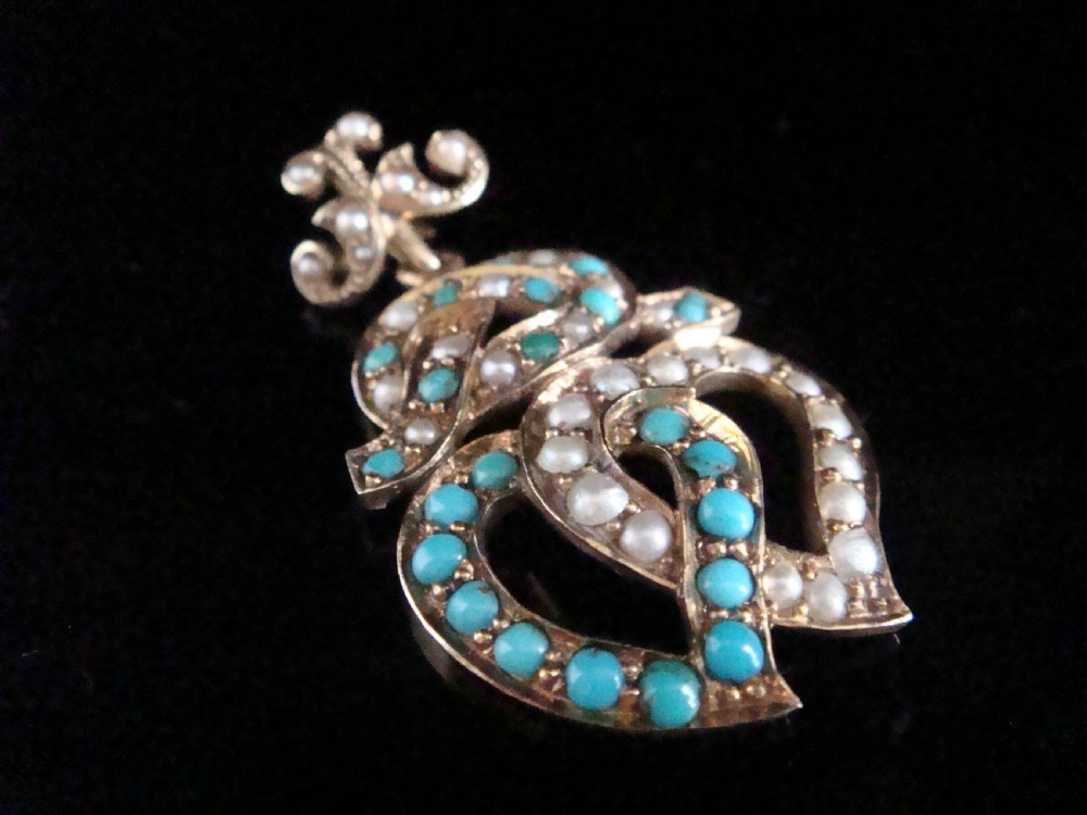Victorian 15ct yellow gold natural turquoise seed pearl double heart pendant