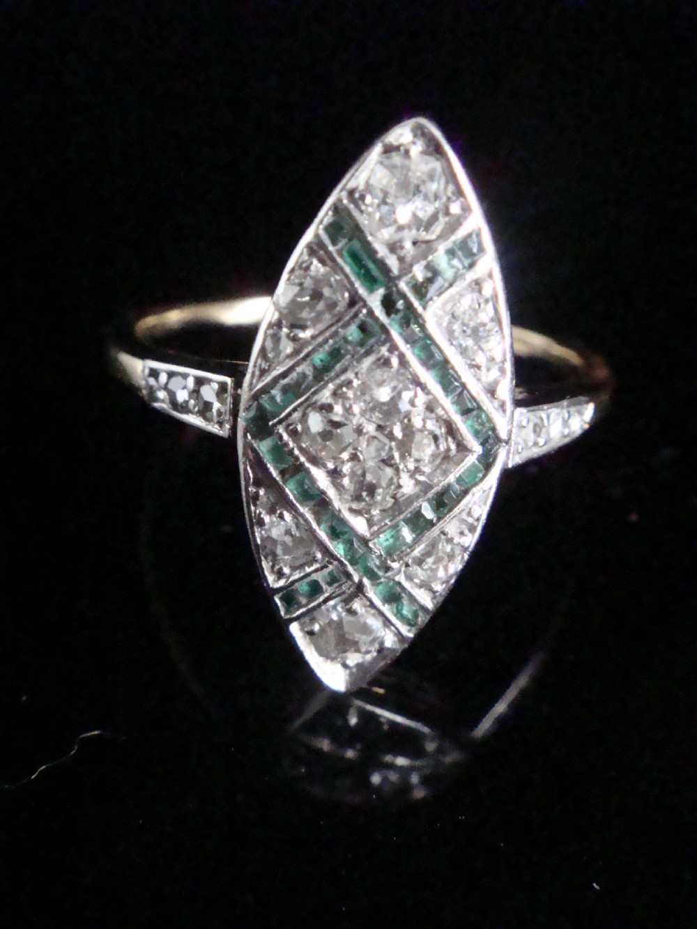 EDWARDIAN FRENCH 18CT YELLOW GOLD DIAMOND EMERALD NAVETTE MARQUIS RING